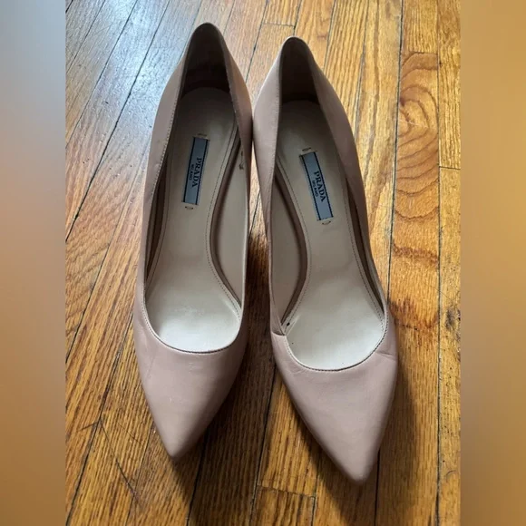 Prada Nude Platform pointy toe Heels - Picture 4 of 7